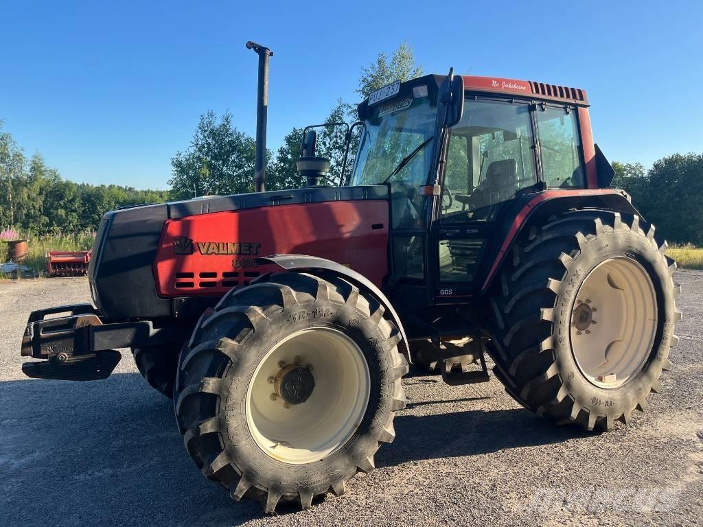 Valtra Valmet 8100 Traktorok