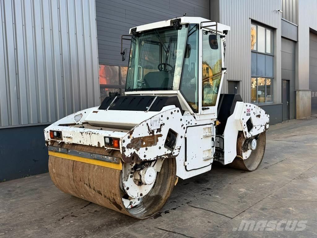 Hamm HD110 Ikerdobos hengerek