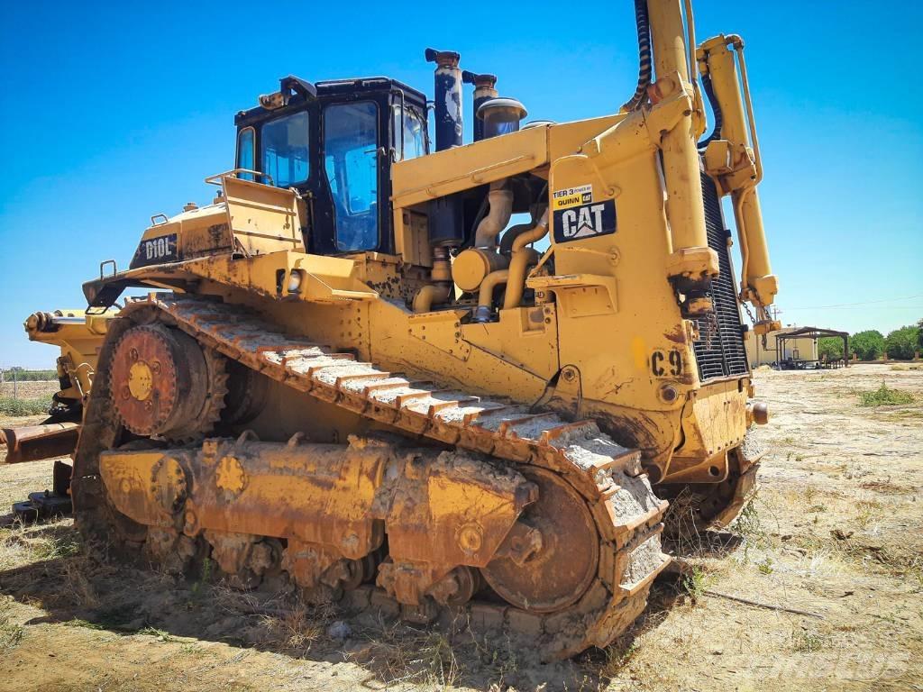 CAT D10 lánctalpas dózerek