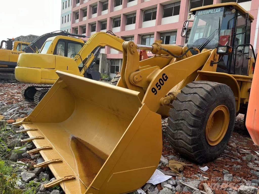CAT 950 G Gumikerekes homlokrakodók