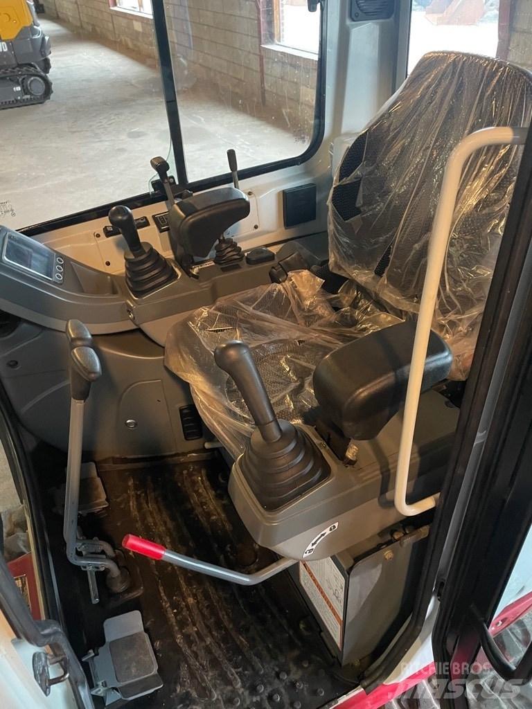 Takeuchi TB216 Mini kotrók < 7t