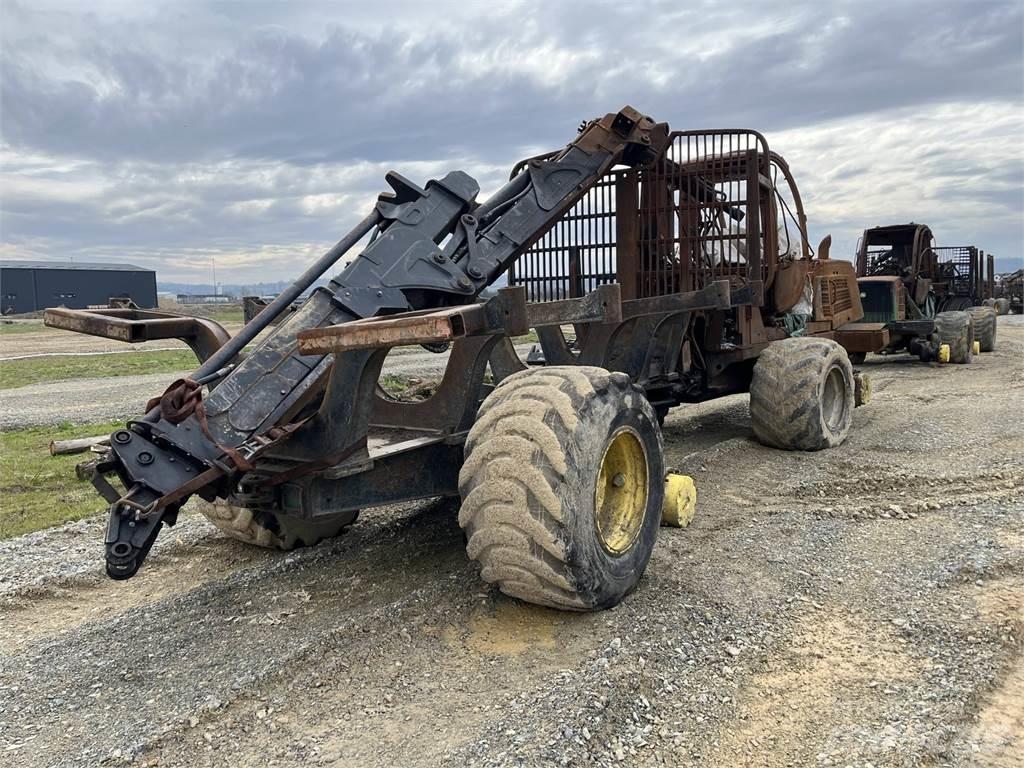 John Deere 1210E Kihordók