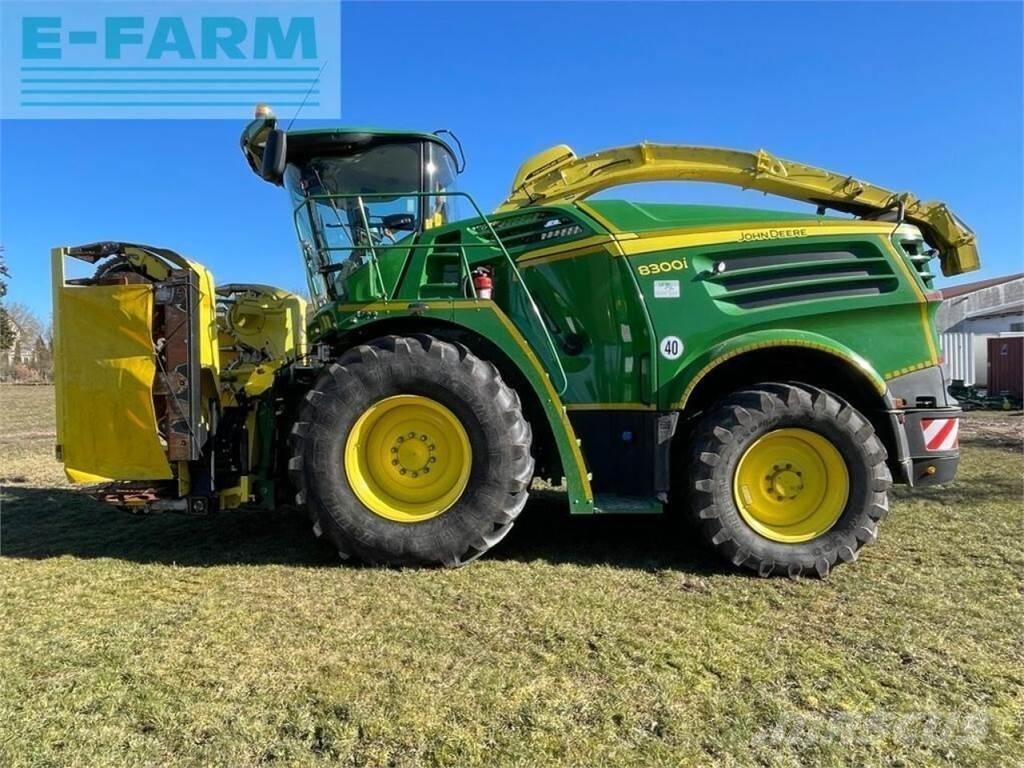 John Deere 8300 Önjáró szecskázók