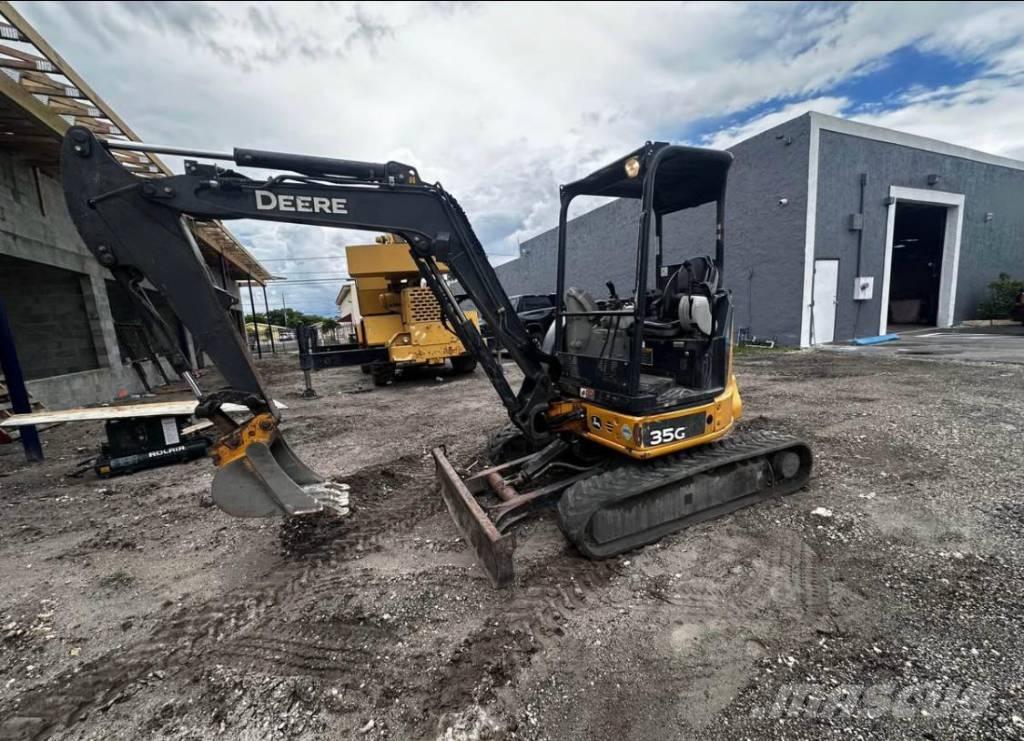 John Deere 35 G Lánctalpas kotrók