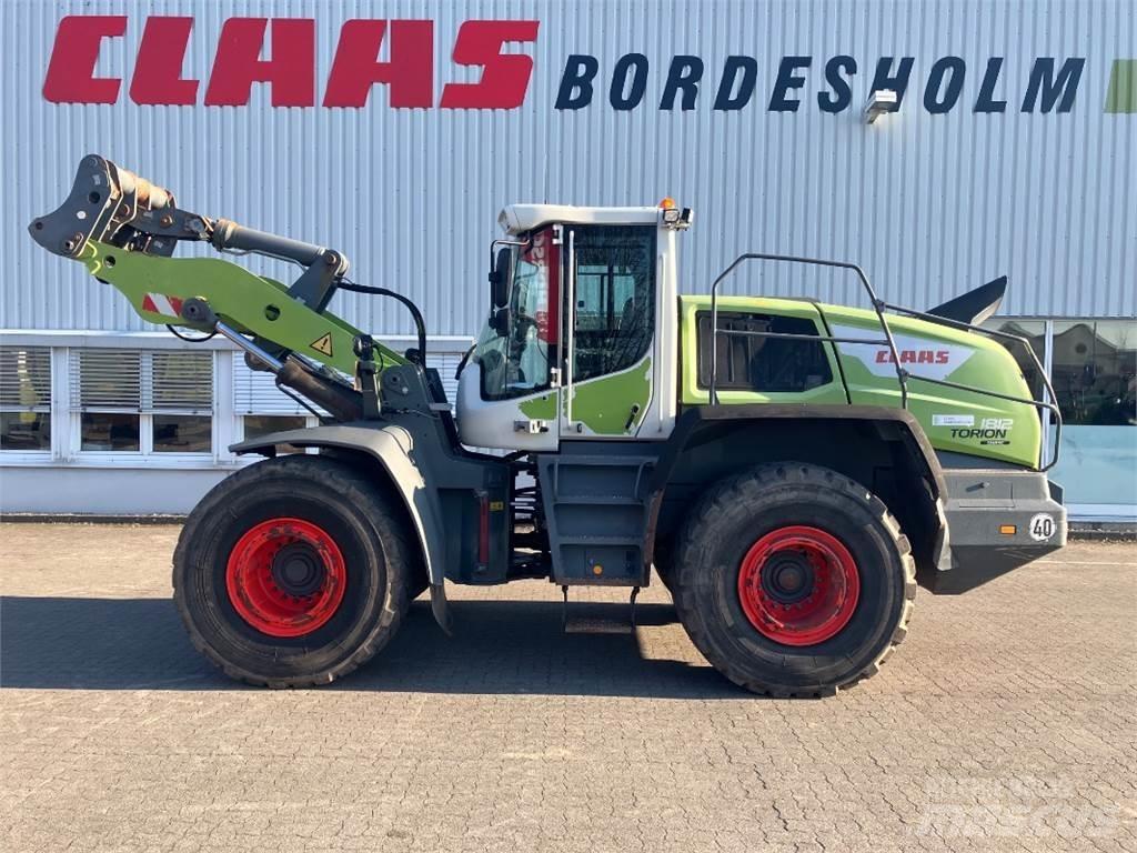 CLAAS TORION 1812 Gumikerekes homlokrakodók