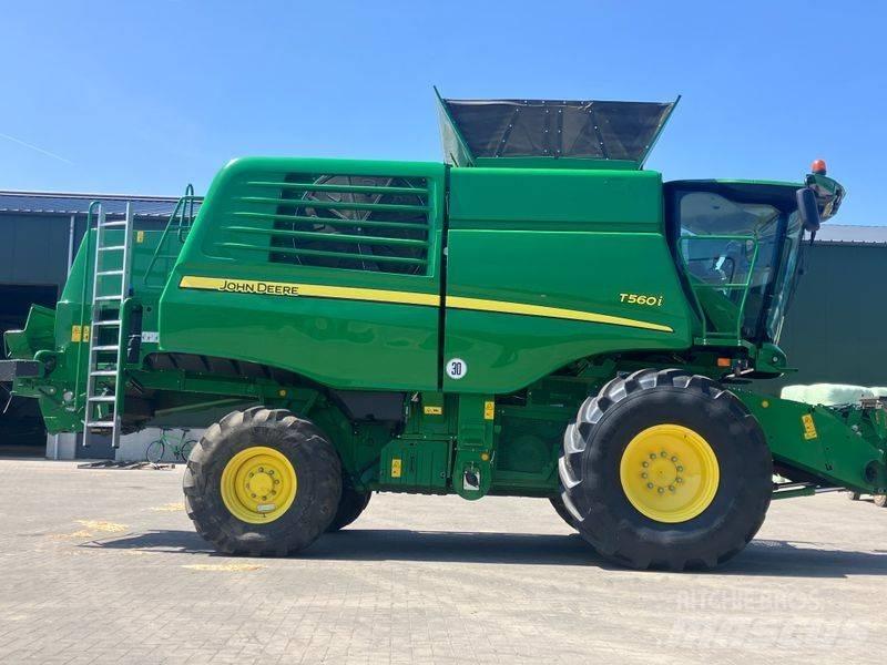 John Deere T 560 i Kombájnok