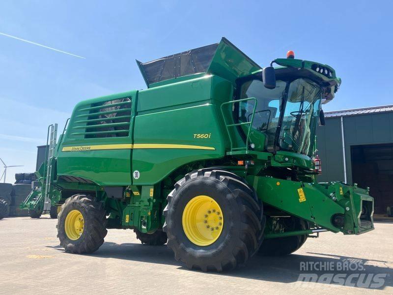 John Deere T 560 i Kombájnok