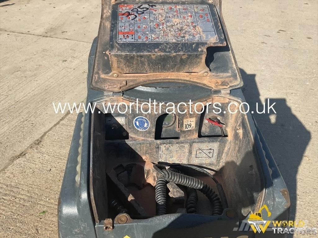 Bomag BMP 8500 Vibrátorok