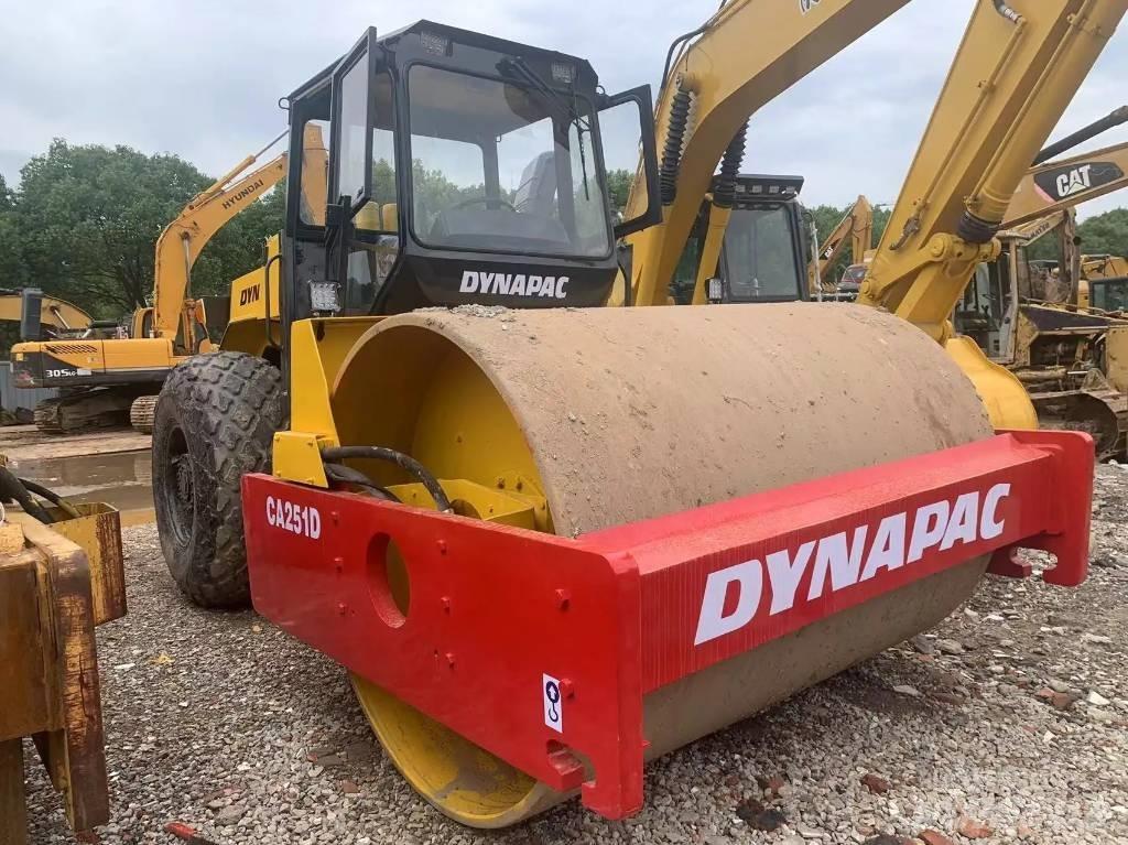 Dynapac CA 251 D Egydobos hengerek