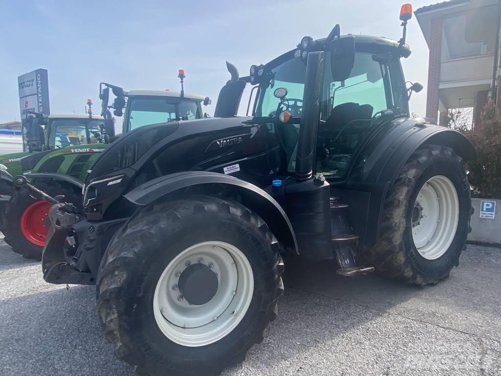 Valtra T 144 Traktorok