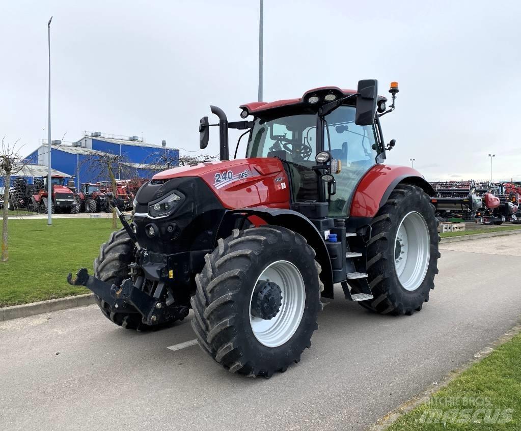 Case IH Puma 240 CVX Traktorok