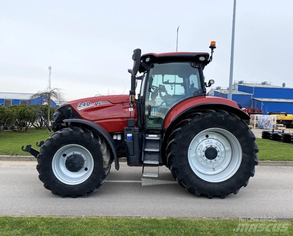 Case IH Puma 240 CVX Traktorok