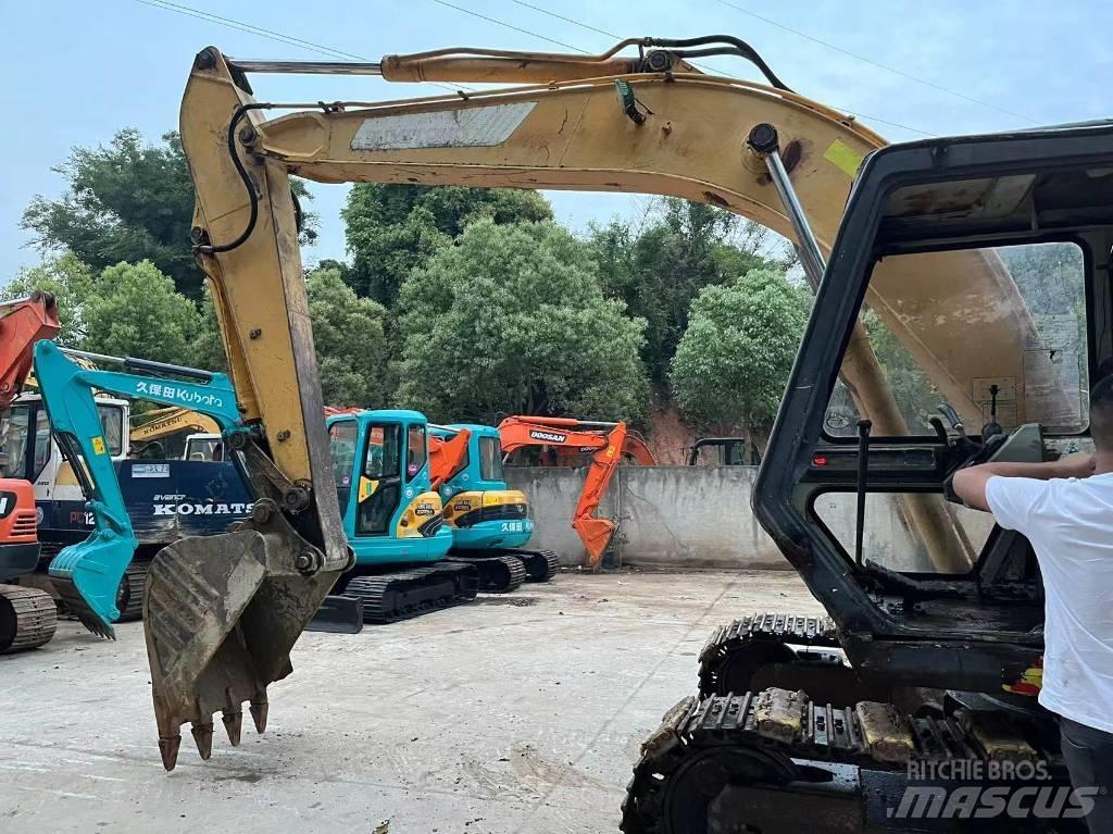 Sumitomo S265F2 Lánctalpas kotrók