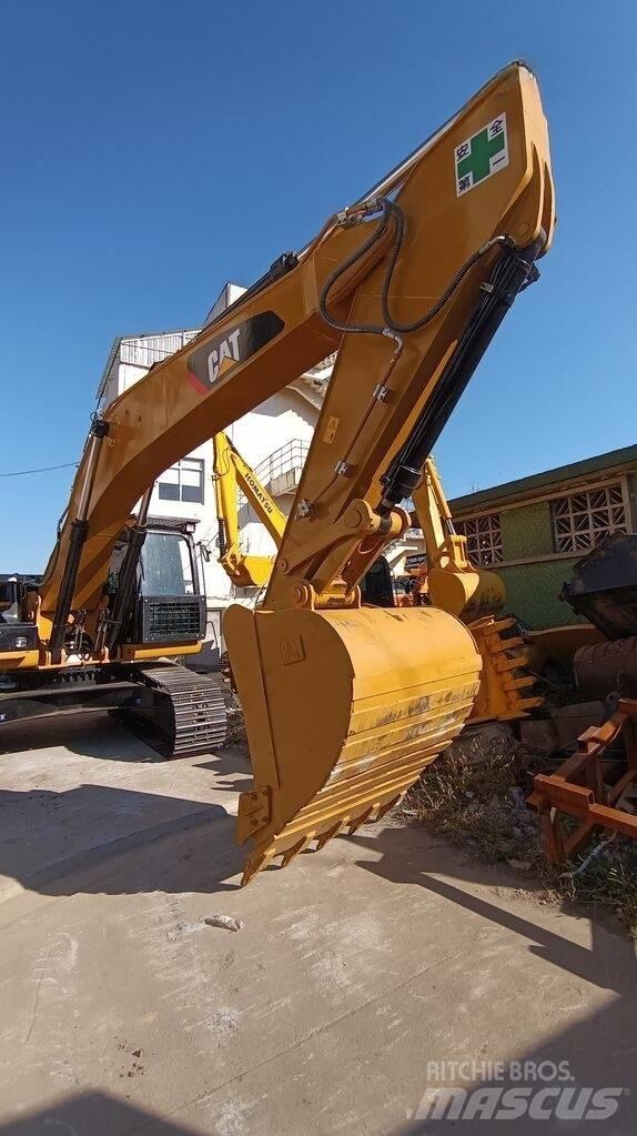 CAT 330 D2 Lánctalpas kotrók