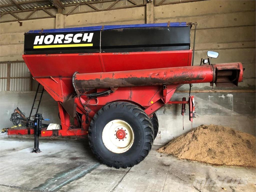 Horsch UW 160 Gabona átrakó kocsik