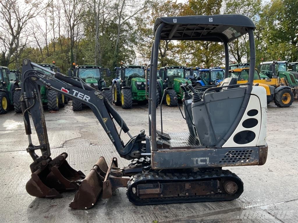 Terex TC 15 Mini kotrók < 7t