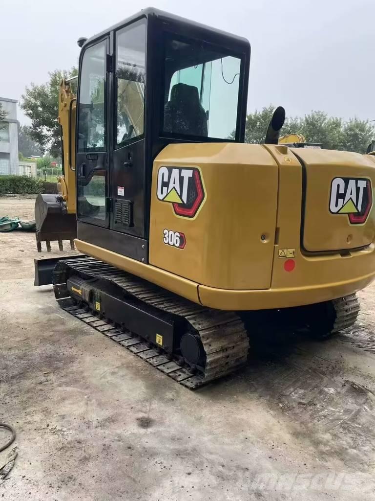 CAT 306E Mini kotrók < 7t