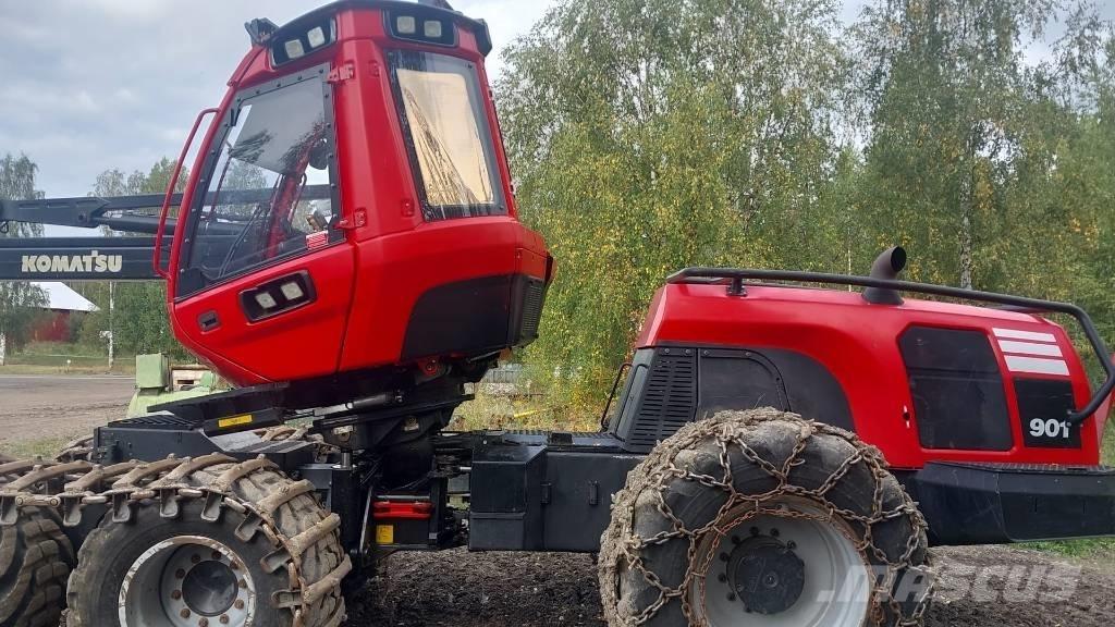 Komatsu 901 Betakarítók