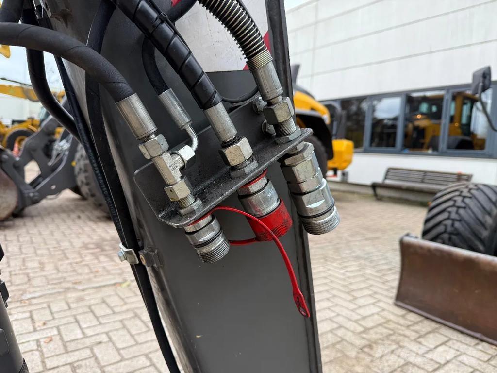 Volvo EW60 Gumikerekes kotrók