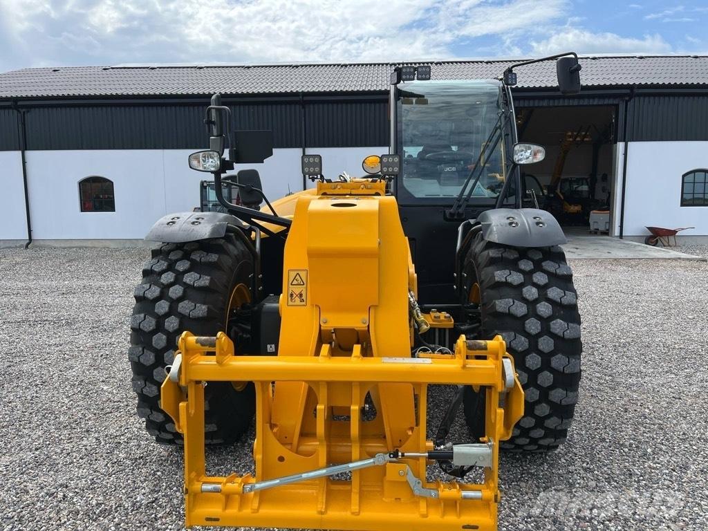 JCB 560-80 Agri Xtra Teleszkópos rakodók