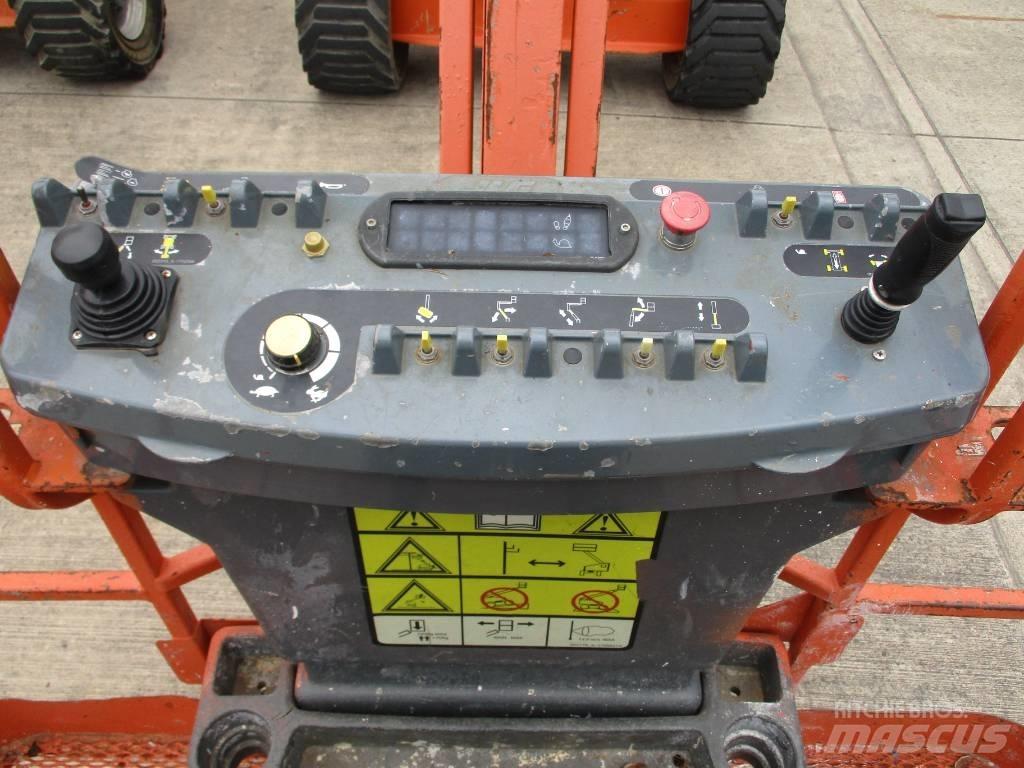 JLG 450 AJ (868) Kompakt önjáró emelők