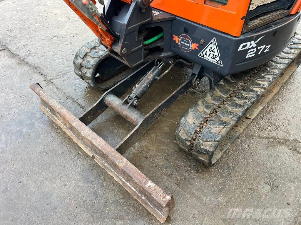 Doosan DX 27 Z Mini kotrók < 7t