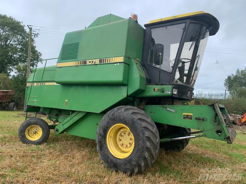 New Holland 1075 Kombájnok