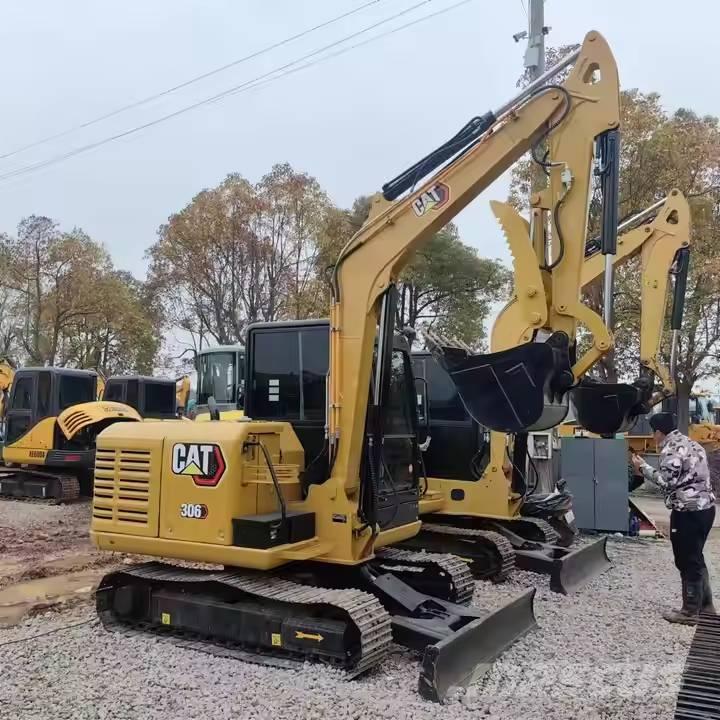 CAT 306E2 Mini kotrók < 7t