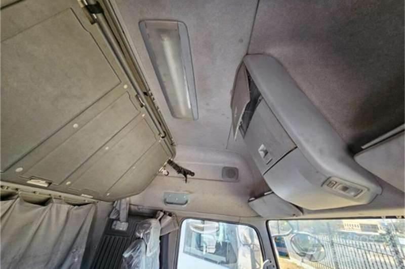 UD TRUCKS QUON Egyéb