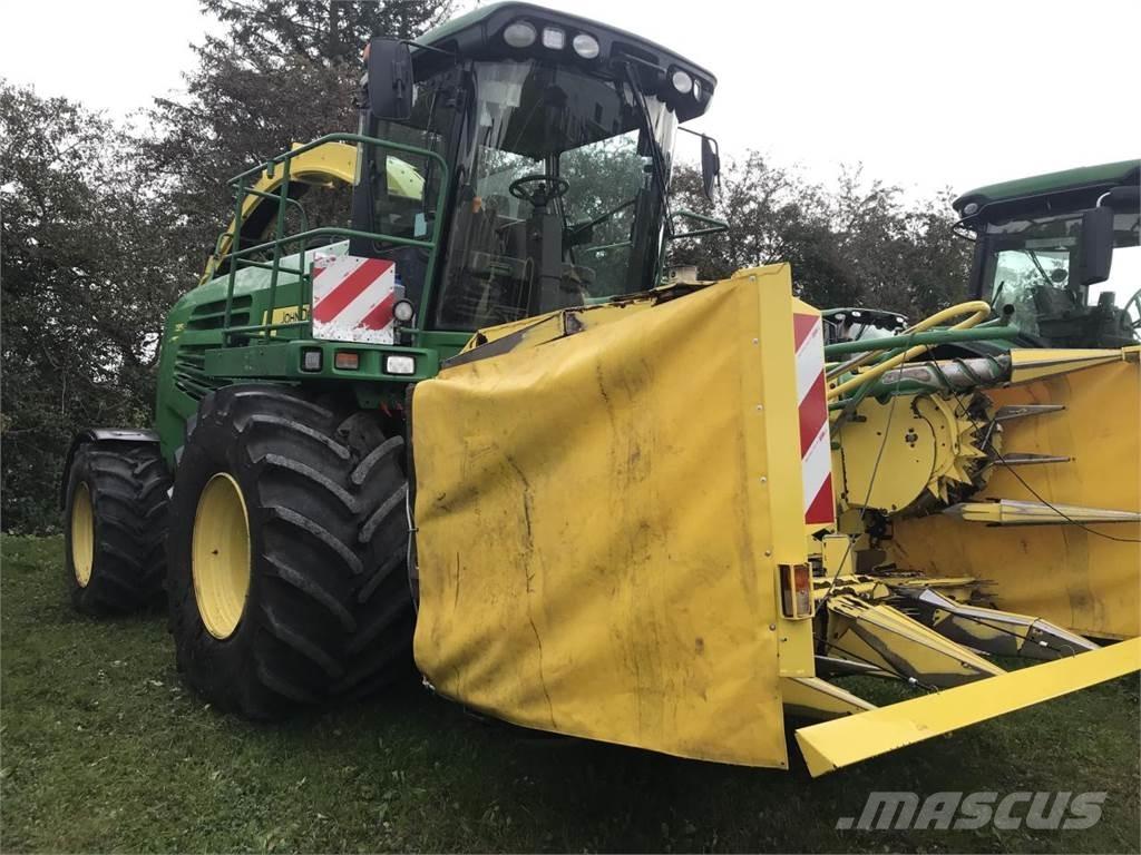 John Deere 7350 Önjáró szecskázók