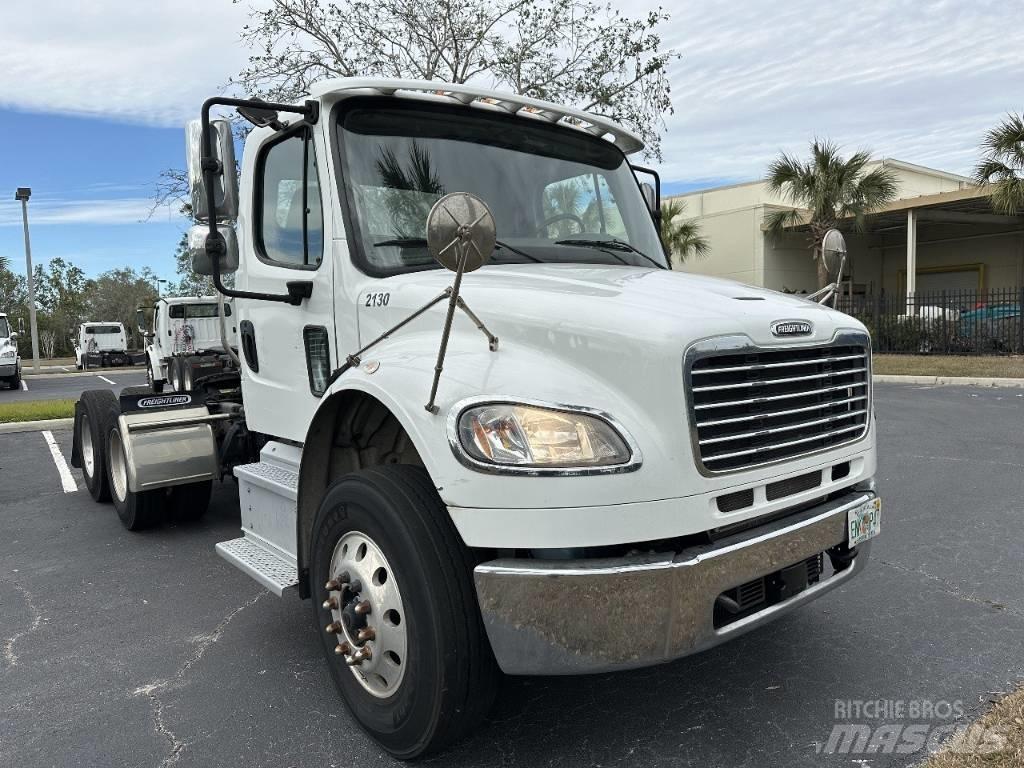 Freightliner M2 Nyergesvontatók
