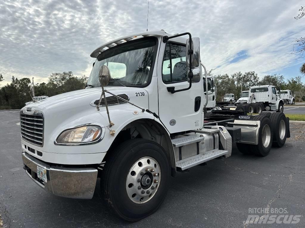 Freightliner M2 Nyergesvontatók