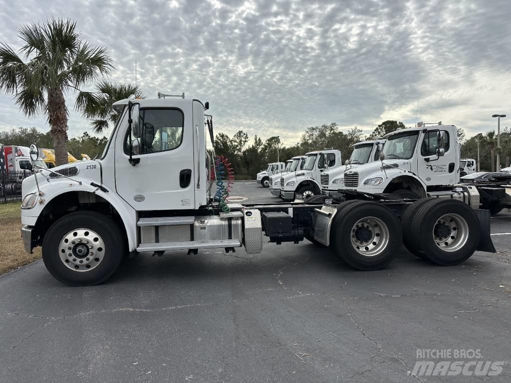 Freightliner M2 Nyergesvontatók