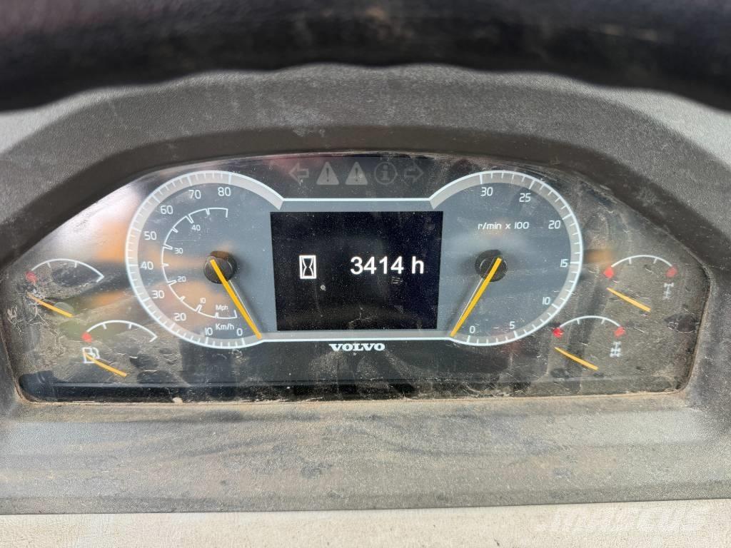 Volvo A 30 G Csuklósdömperek
