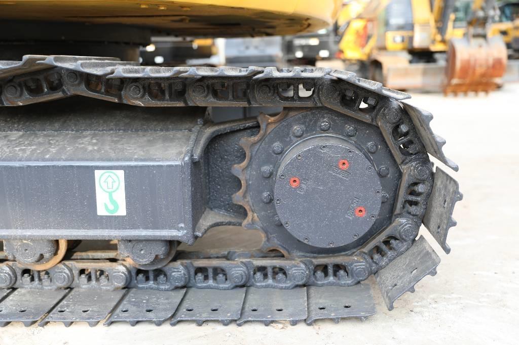 Komatsu PC 78 US-6 Közepes (midi) kotrók 7 t - 12 t