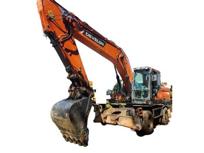 Doosan DX 210 W Gumikerekes kotrók