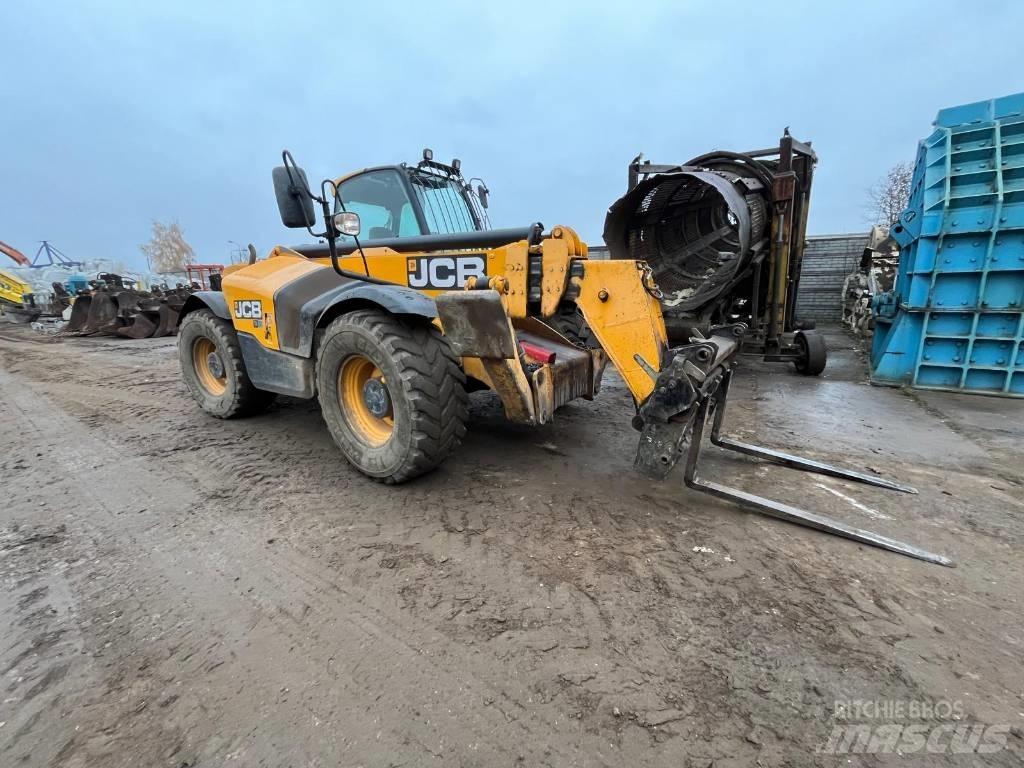 JCB 535-125 Teleszkópos rakodók