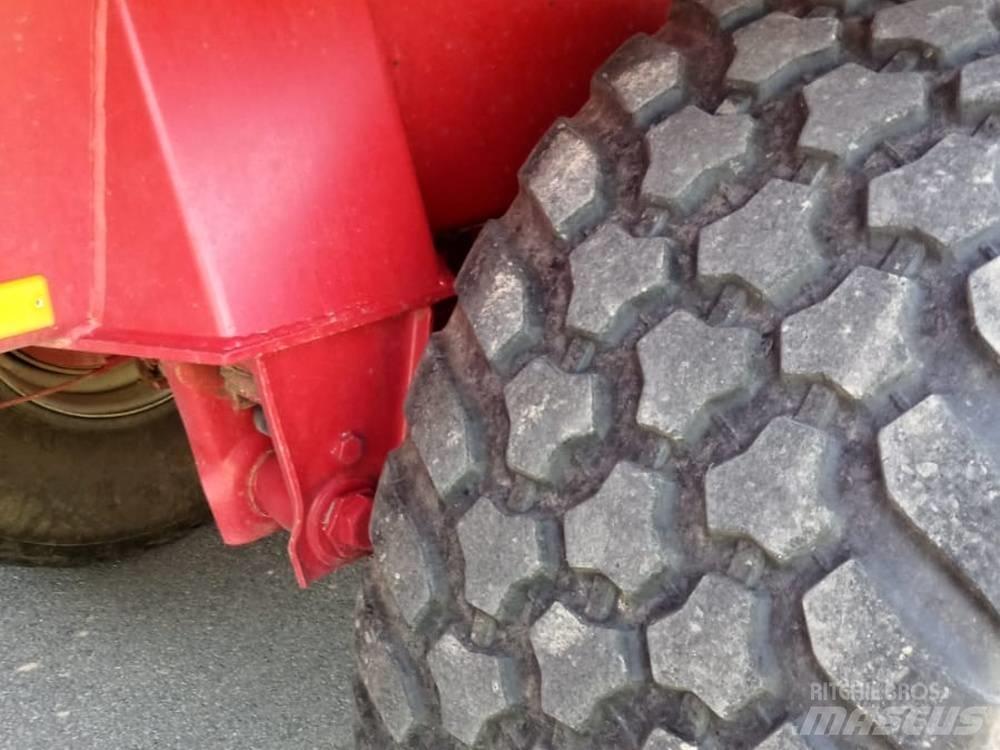 Krampe Big Body 550 Platós / Ponyvás félpótkocsik