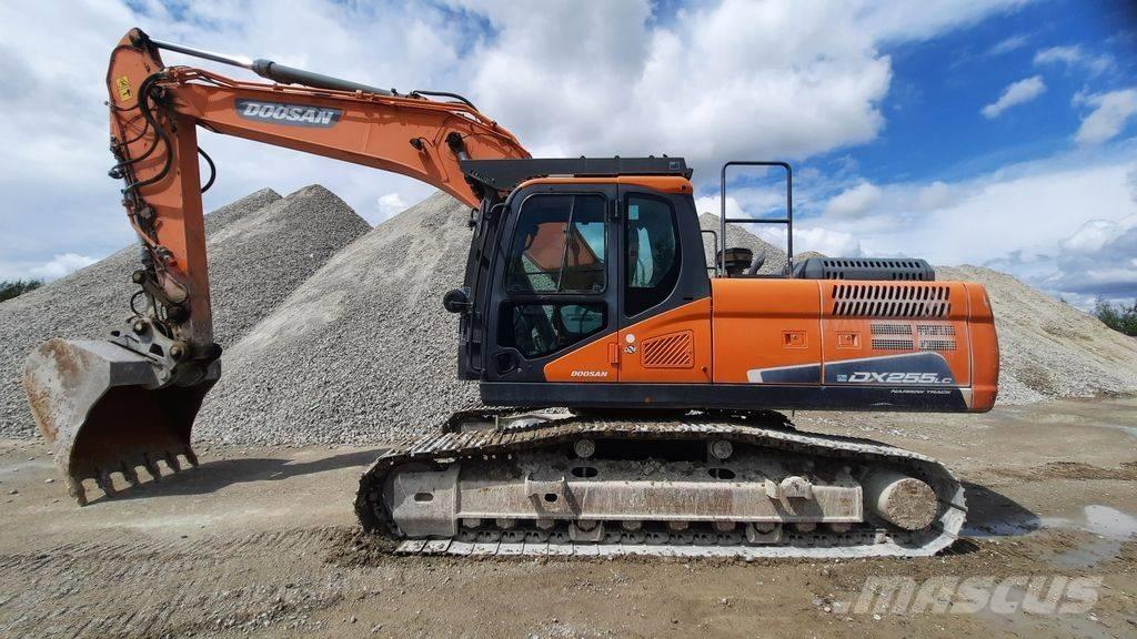 Doosan DX 255 LC-5 Lánctalpas kotrók