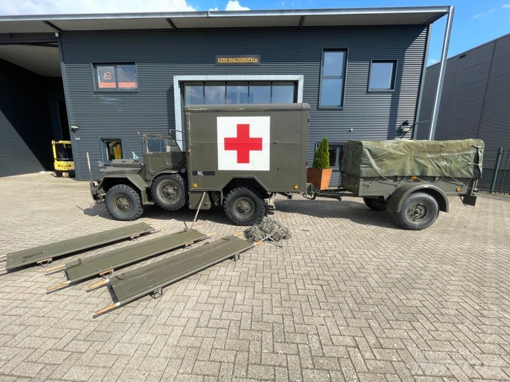DAF YA 126 GWT Mentőautók