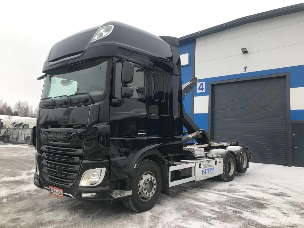 DAF XF530 FAS Horgos rakodó teherautók