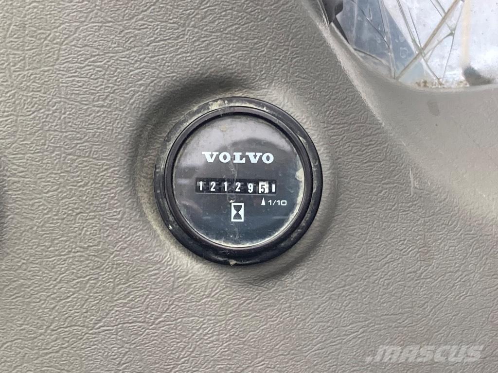 Volvo EC 300 D Lánctalpas kotrók