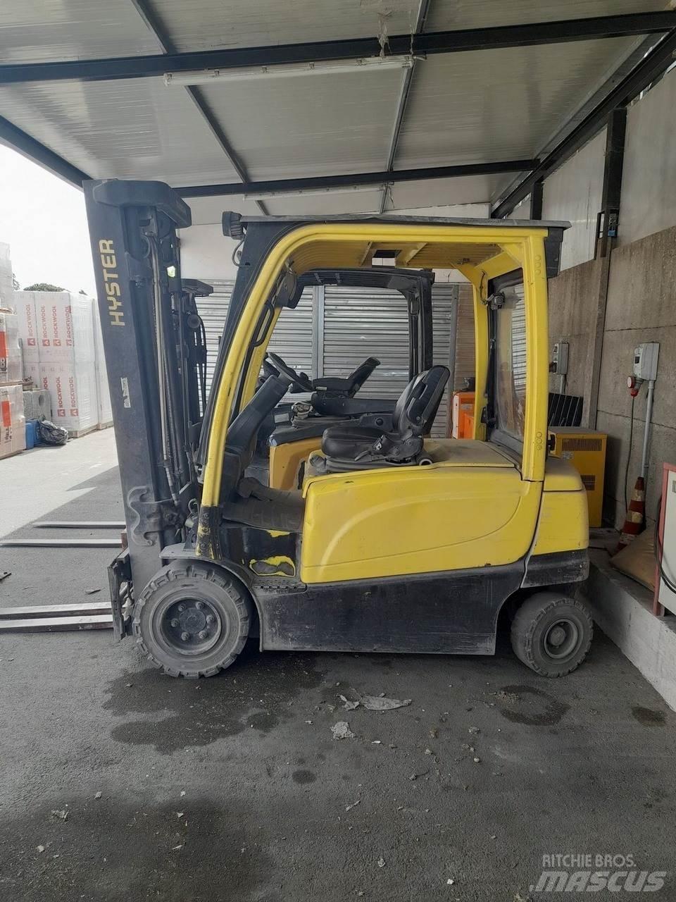 Hyster J2.5XN Elektromos targoncák