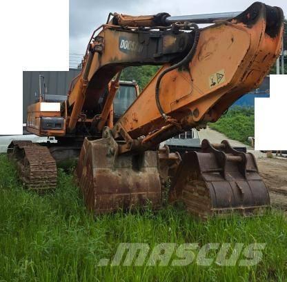 Doosan DX 520 LC Lánctalpas kotrók
