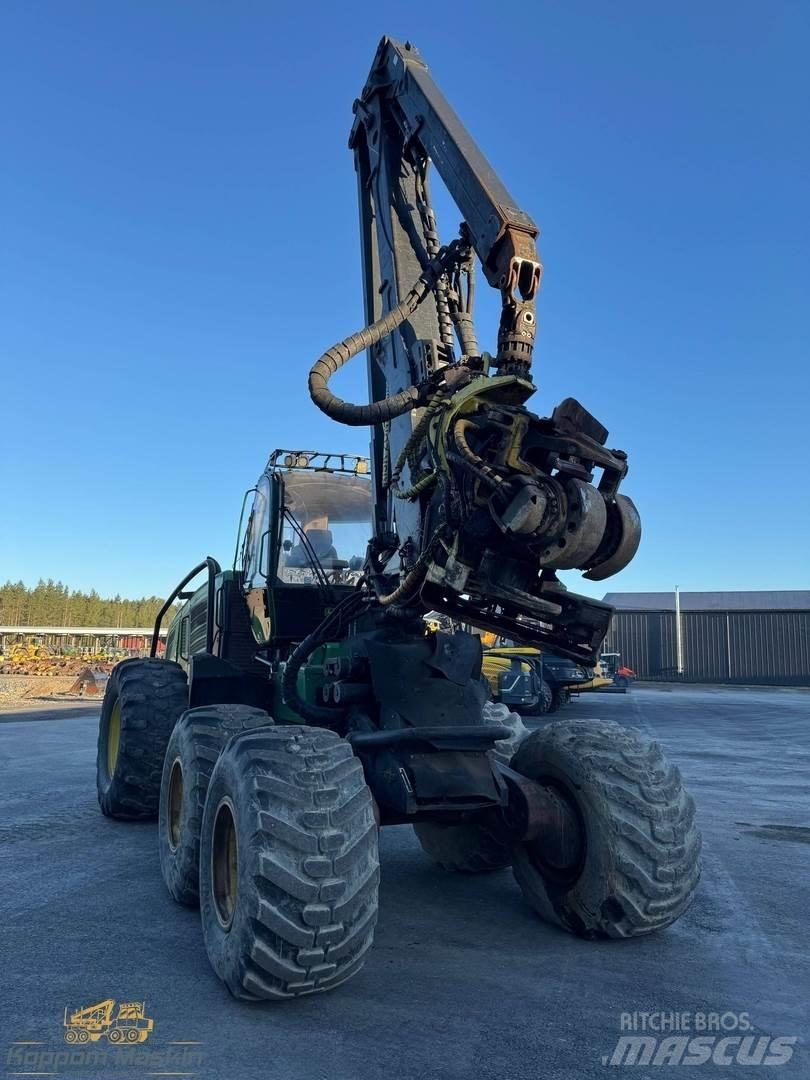 John Deere 1470E Betakarítók
