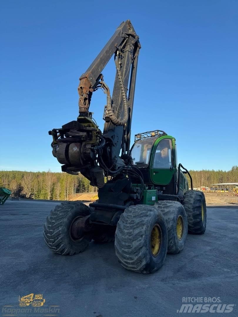 John Deere 1470E Betakarítók