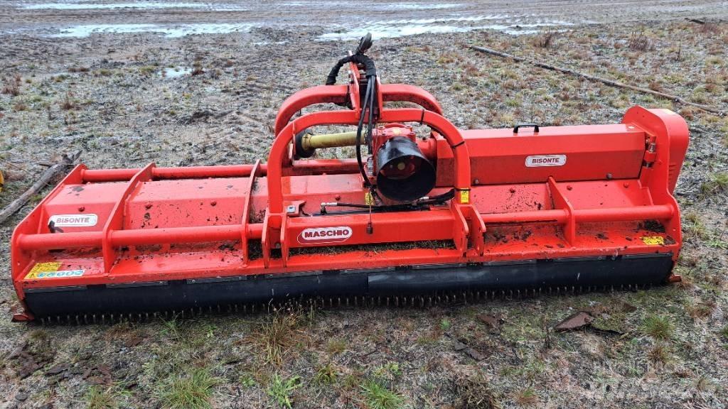 Maschio Bisonte 300 Szárzúzók és fűkaszák