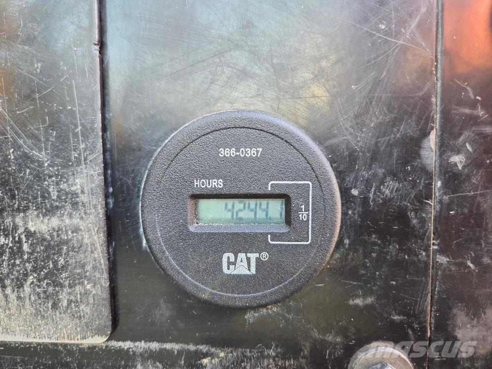 CAT 308E2 Közepes (midi) kotrók 7 t - 12 t