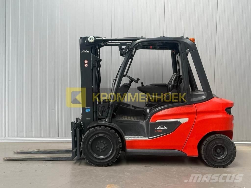 Linde H 35 D-02 Dízel targoncák