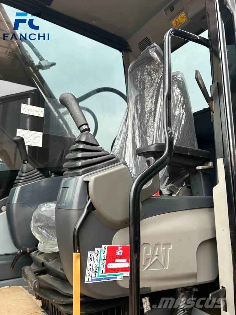 CAT 320d2 Lánctalpas kotrók